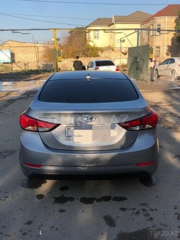 Hyundai Elantra 2015, 226,300 km - 1.8 l - Bakı
