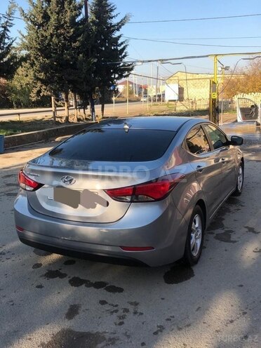 Hyundai Elantra 2015, 226,300 km - 1.8 l - Bakı
