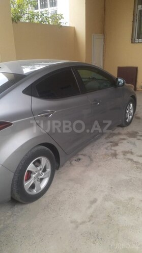 Hyundai Elantra 2015, 226,300 km - 1.8 l - Bakı