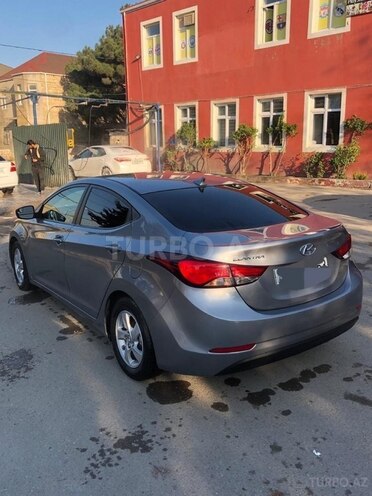 Hyundai Elantra 2015, 226,300 km - 1.8 l - Bakı