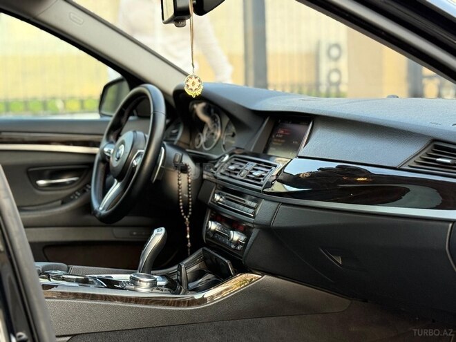 BMW 528 2015, 273,588 km - 2.0 l - Gəncə