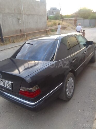 Mercedes E 220 1994, 443,705 km - 2.2 l - Şirvan