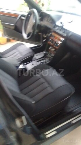 Mercedes E 220 1994, 443,705 km - 2.2 l - Şirvan