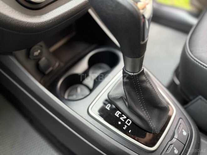 LADA (VAZ) Vesta SW Cross-11