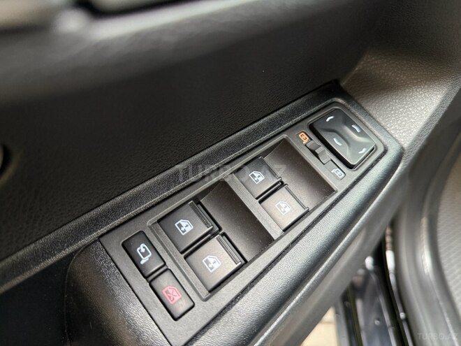 LADA (VAZ) Vesta SW Cross-13
