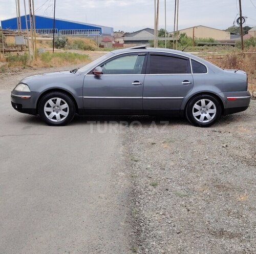 Volkswagen Passat 2004, 233,394 km - 1.8 l - Bakı
