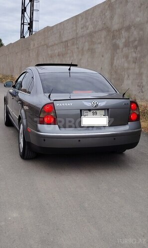 Volkswagen Passat 2004, 233,394 km - 1.8 l - Bakı