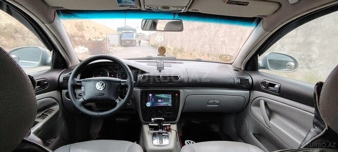 Volkswagen Passat 2004, 233,394 km - 1.8 l - Bakı