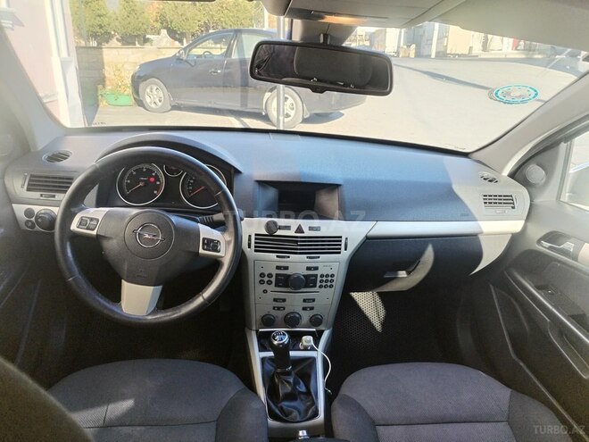 Opel Astra 2007, 362,000 km - 1.9 l - Balakən