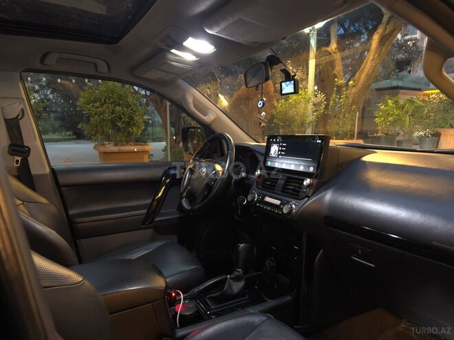Toyota Land Cruiser Prado 2011, 276,030 km - 2.7 l - Bakı