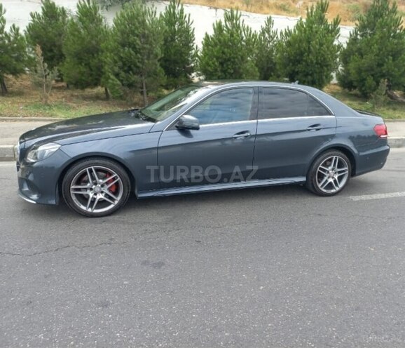 Mercedes E 220-5