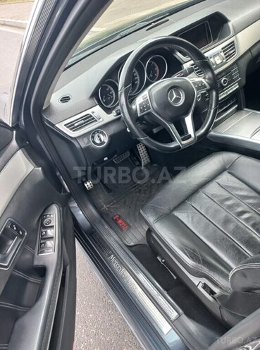 Mercedes E 220-8