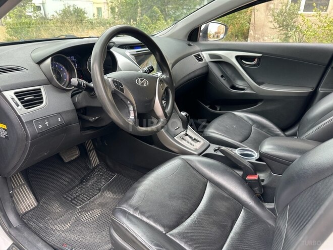Hyundai Avante 2013, 157,716 km - 1.6 l - Bakı
