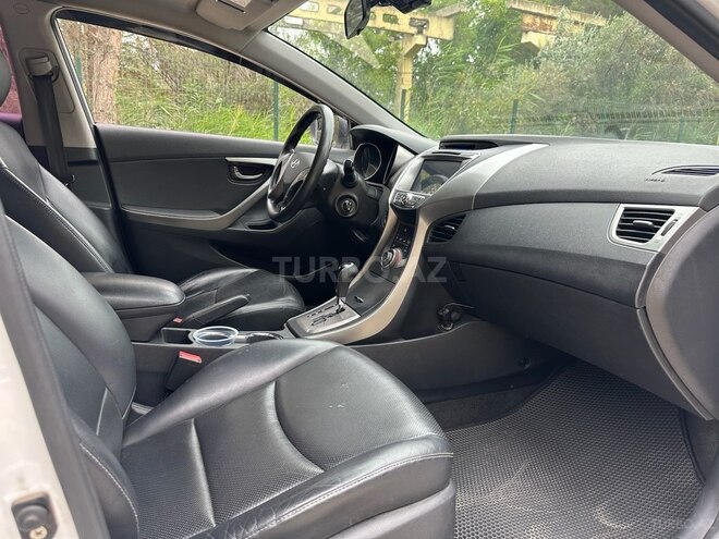 Hyundai Avante 2013, 157,716 km - 1.6 l - Bakı