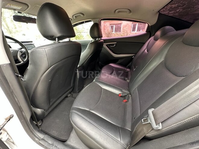 Hyundai Avante 2013, 157,716 km - 1.6 l - Bakı