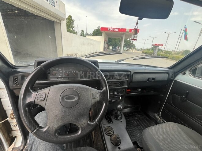 LADA (VAZ) Niva 2005, 198,000 km - 1.7 л - Salyan