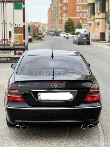 Mercedes E 270 2003, 387,600 km - 2.7 l - Bakı