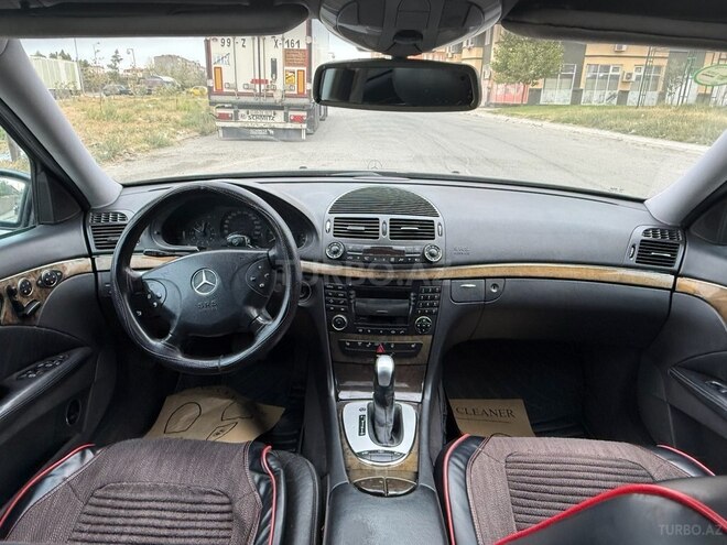 Mercedes E 270 2003, 387,600 km - 2.7 l - Bakı