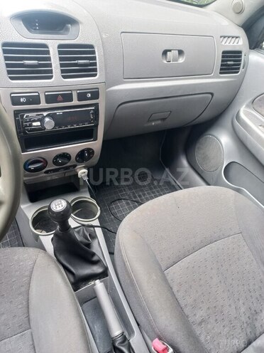 Kia Rio 2004, 2,600,000 km - 1.5 l - Bakı