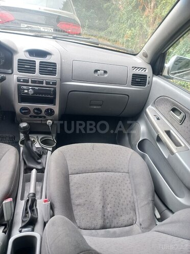 Kia Rio 2004, 2,600,000 km - 1.5 l - Bakı