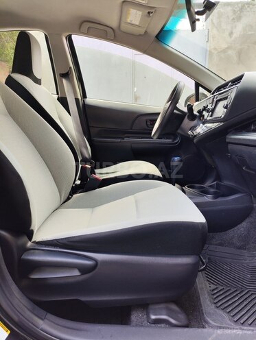 Toyota Aqua 2016, 160,000 km - 1.5 l - Bakı
