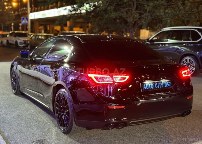 Maserati Ghibli-4