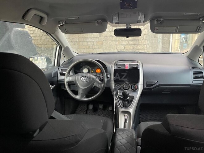 Toyota Auris 2008, 380,000 km - 1.4 l - Bərdə