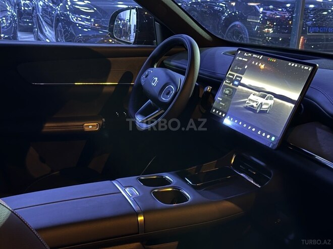 Changan Qiyuan Q07-8