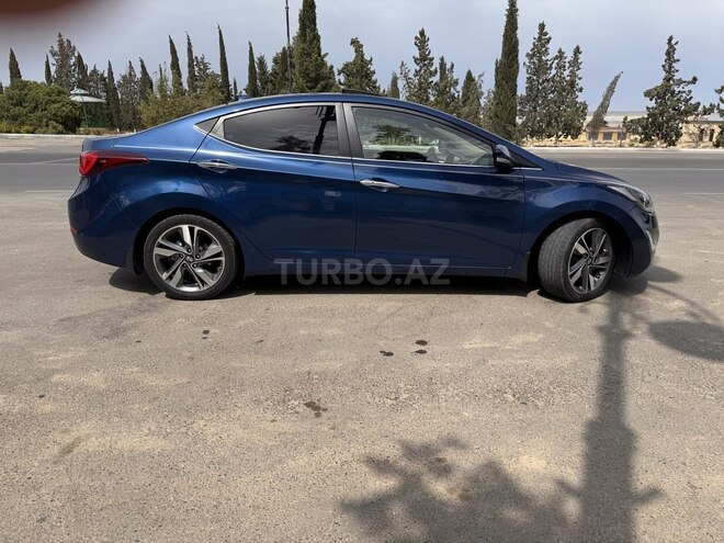 Hyundai Elantra 2015, 170,000 km - 1.8 л - Bakı