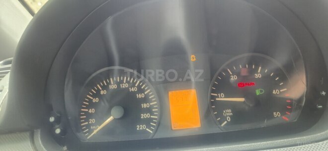 Mercedes Vito 2008, 330,000 km - 2.2 l - Bakı