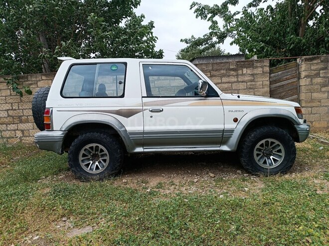 Mitsubishi Pajero 1995, 276,342 km - 3.0 л - Şamaxı