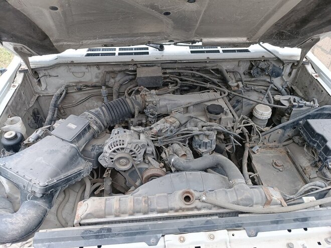 Mitsubishi Pajero 1995, 276,342 km - 3.0 л - Şamaxı