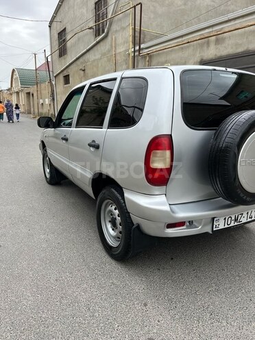 Chevrolet Niva 2004, 220,000 km - 1.7 l - Sumqayıt