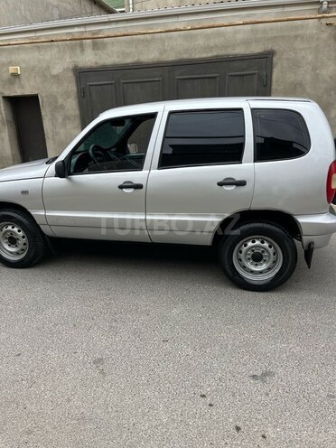 Chevrolet Niva 2004, 220,000 km - 1.7 l - Sumqayıt