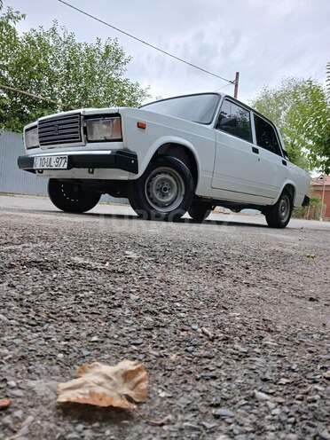 LADA (VAZ) 2107 2007, 70,000 km - 1.6 л - Saatlı