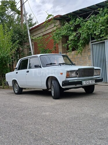 LADA (VAZ) 2107 2007, 70,000 km - 1.6 л - Saatlı
