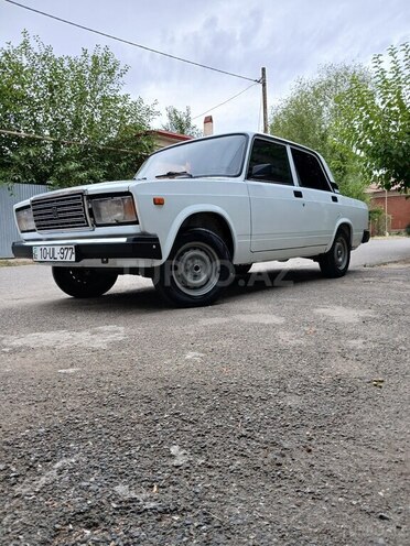 LADA (VAZ) 2107 2007, 70,000 km - 1.6 л - Saatlı