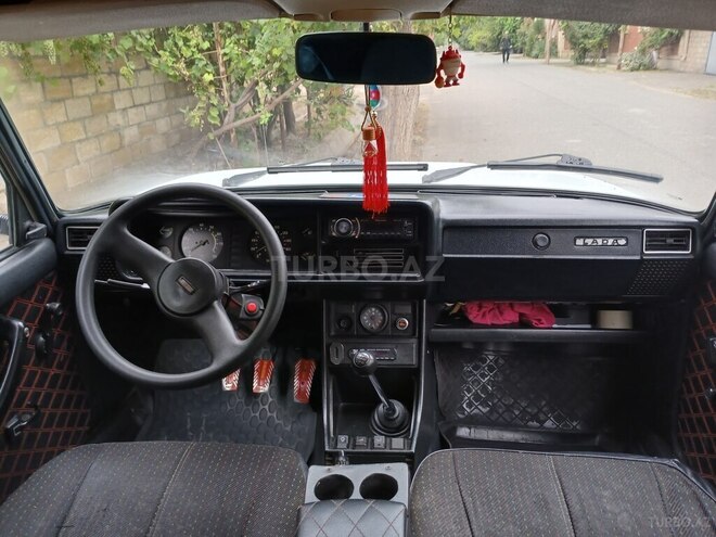 LADA (VAZ) 2107 2007, 70,000 km - 1.6 л - Saatlı