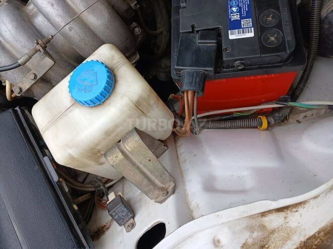 LADA (VAZ) 2107 2007, 70,000 km - 1.6 л - Saatlı