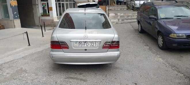 Mercedes E 220 d 1999, 511,000 km - 2.2 l - Bakı