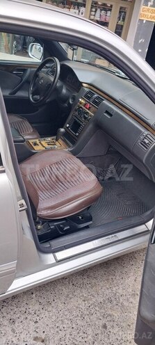 Mercedes E 220 d 1999, 511,000 km - 2.2 l - Bakı