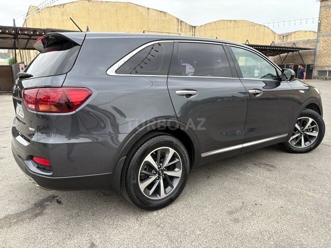 Kia Sorento-7