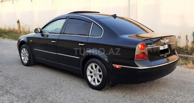 Volkswagen Passat 2003, 275,000 km - 1.8 l - Bakı
