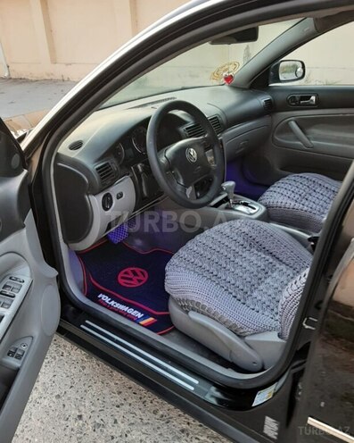 Volkswagen Passat 2003, 275,000 km - 1.8 l - Bakı