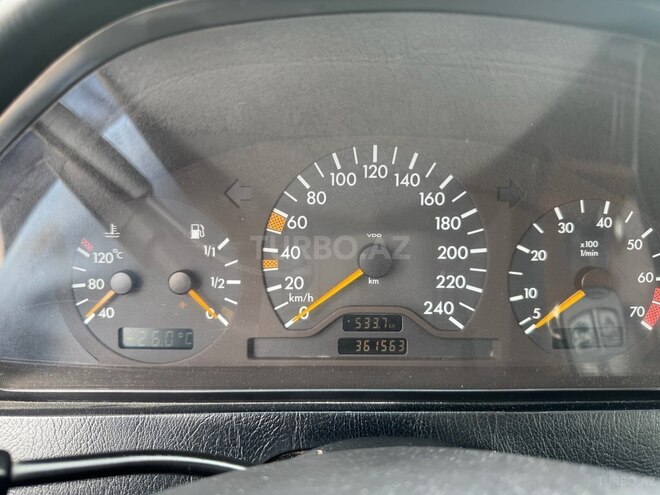 Mercedes C 200 1998, 361,600 km - 2.0 l - Bakı