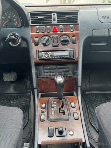 Mercedes C 200 1998, 361,600 km - 2.0 l - Bakı