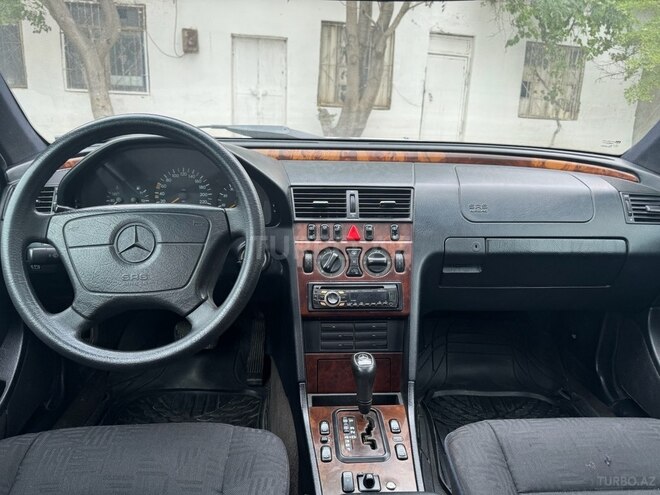 Mercedes C 200 1998, 361,600 km - 2.0 l - Bakı