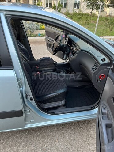 Kia Rio 2006, 240,000 km - 1.5 л - Gəncə
