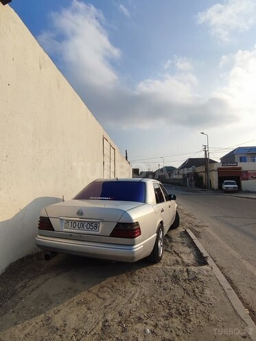 Mercedes E 250 1993, 555,555 km - 2.5 l - Bakı