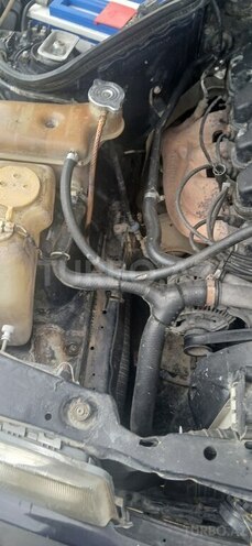 Mercedes 190 1991, 450,000 km - 1.8 l - Masallı